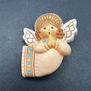 Vintage Hallmark Angel‎ Brooch Praying Figurine Pin Gold Halo Trimmed Wings